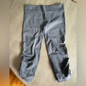 Ivivva Charcoal Gray size 12 Kids Leggings